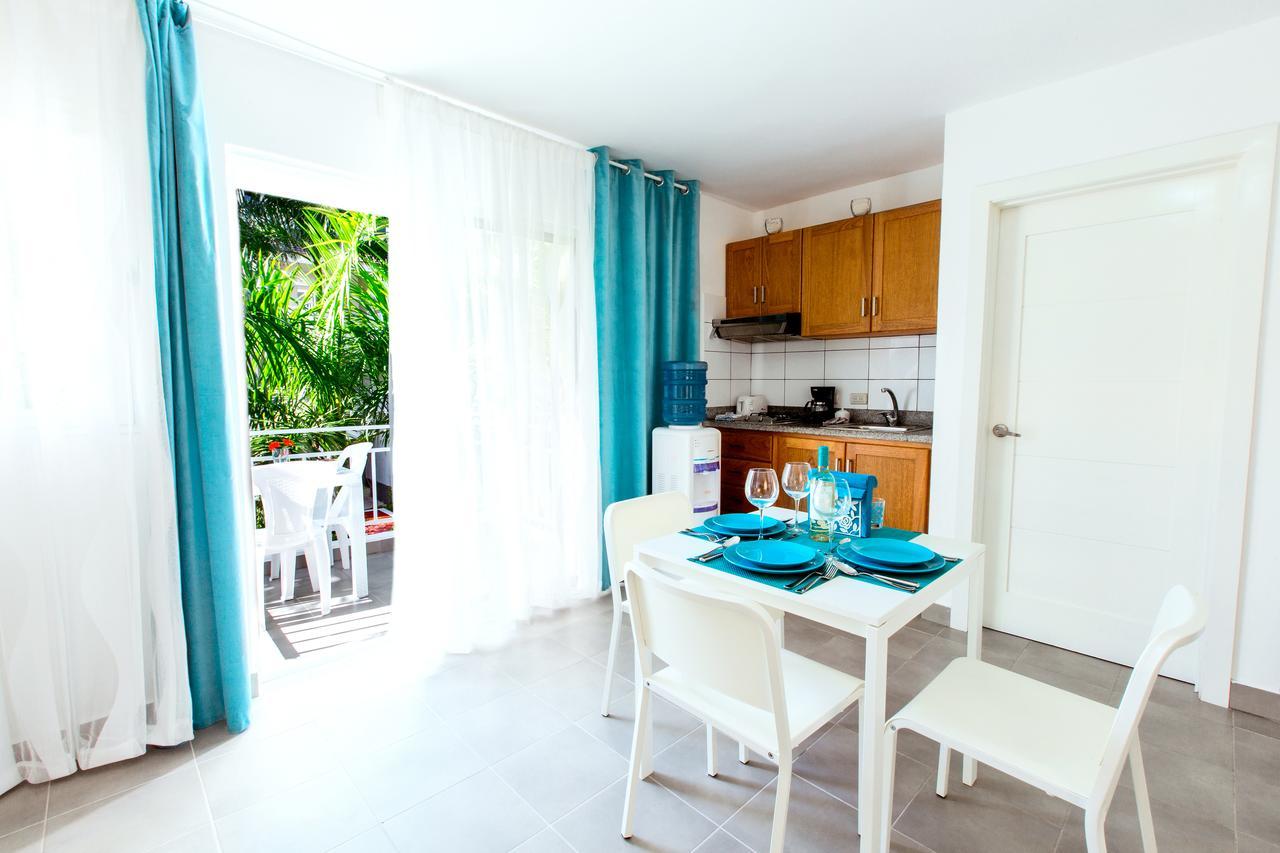 Tropicana Suites Deluxe Beach Club & Pool Punta Cana Bagian luar foto